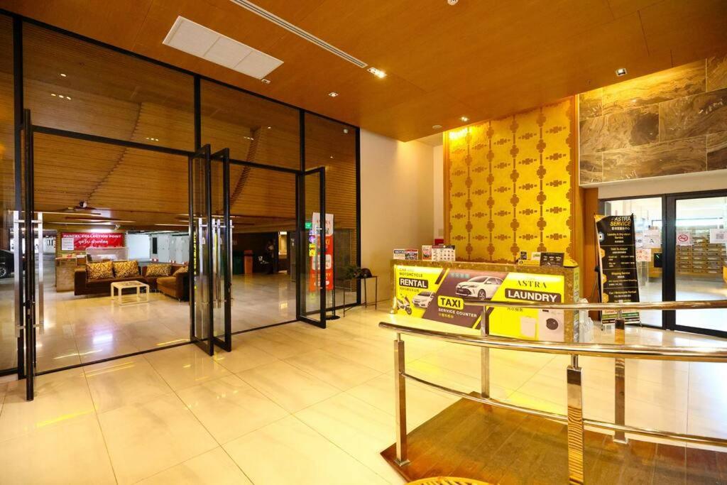 Specious Luxury 2 Bedrooms Apt. Чиангмай Екстериор снимка