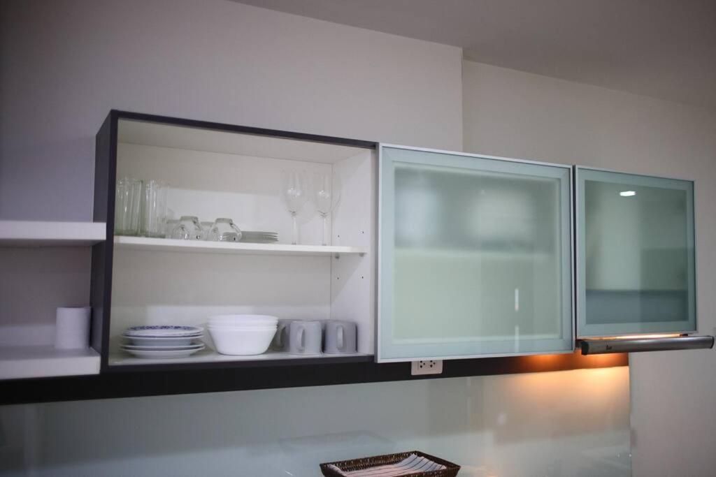 Specious Luxury 2 Bedrooms Apt. Чиангмай Екстериор снимка